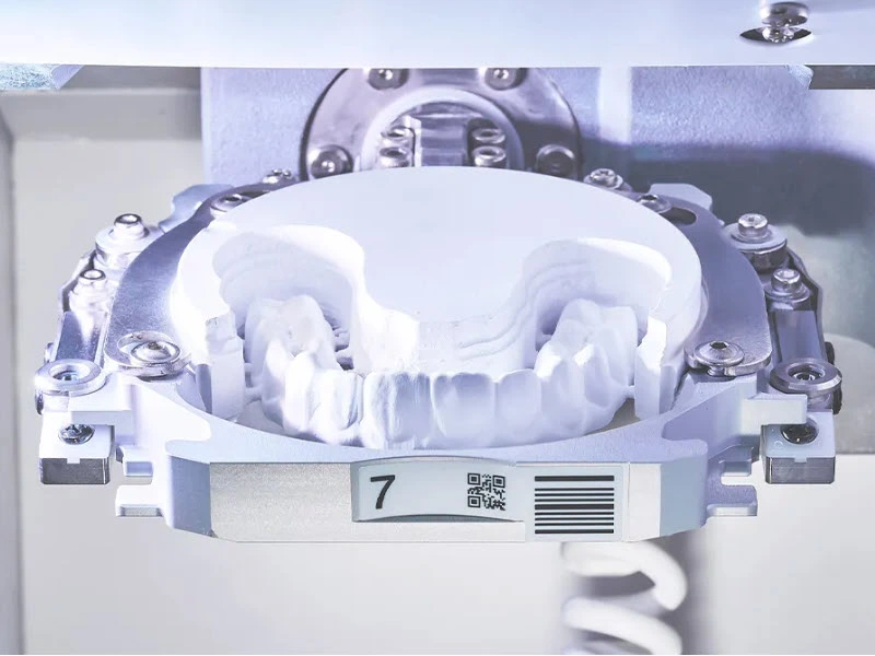 Roland DWX-53DC Dental Milling Machine Edge Adaptor